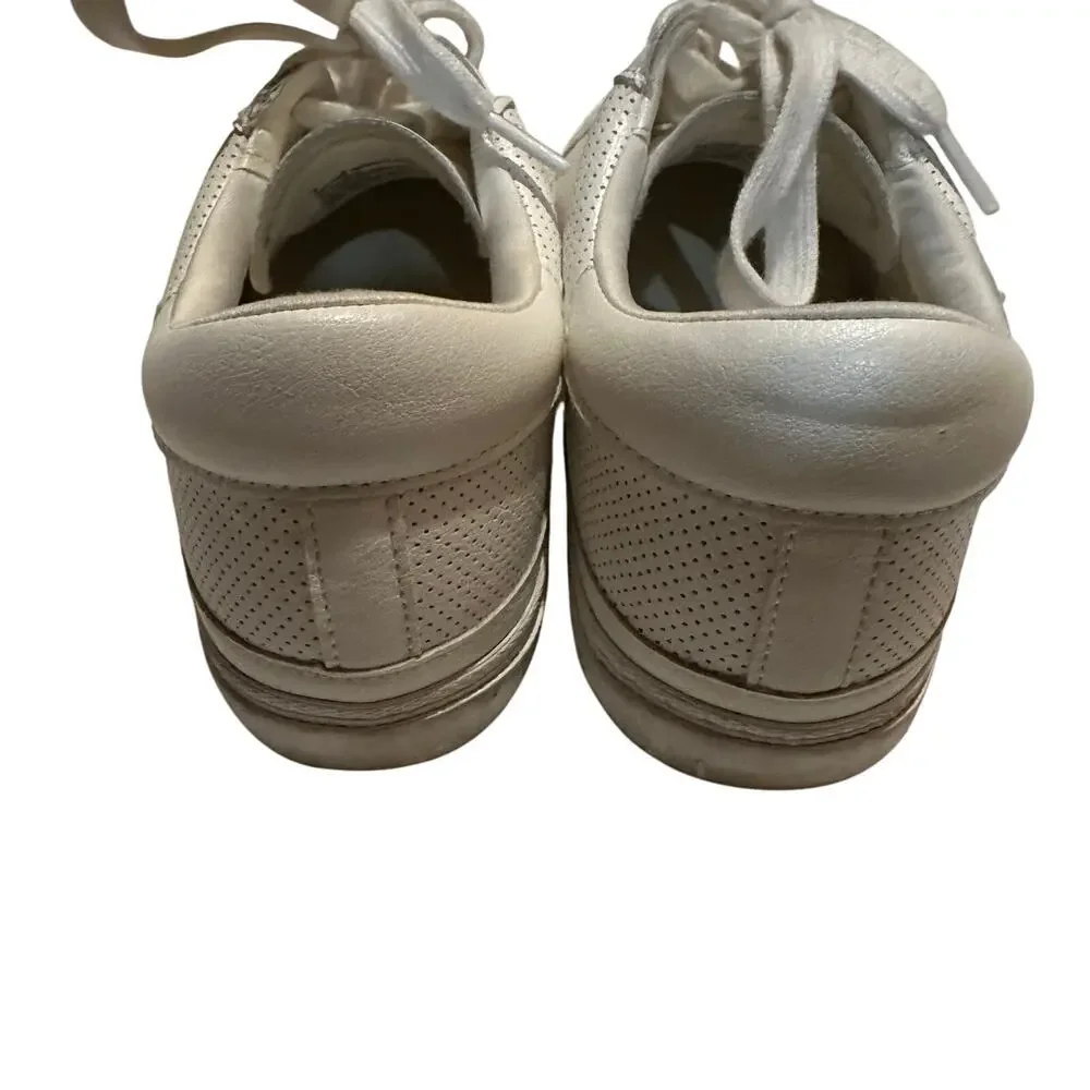 A New Day White Faux Leather Sneaker Tennis Shoes Women's Size 8